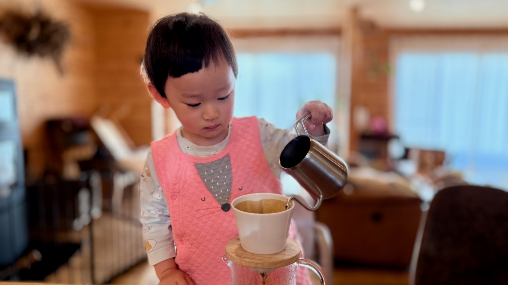 2歳の息子がコーヒーを淹れてくれるようになった | mozlog